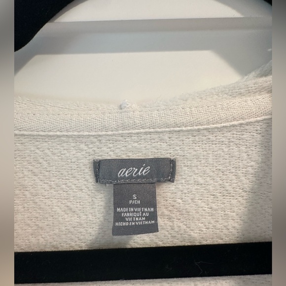 Aerie Lace-Up Cropped Hoodie - Picture 4 of 4